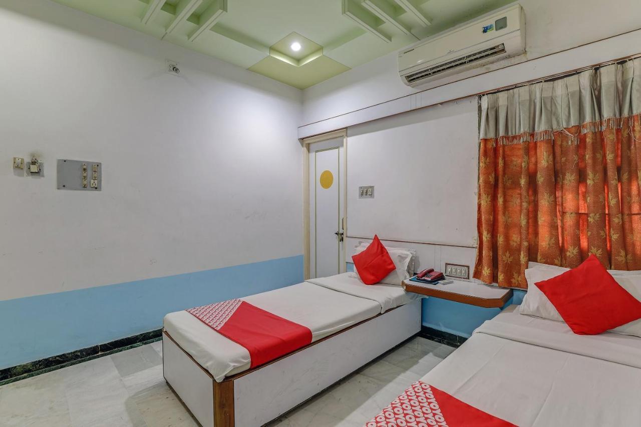 Flagship 79318 Hotel Bansal Vadodara Exterior foto