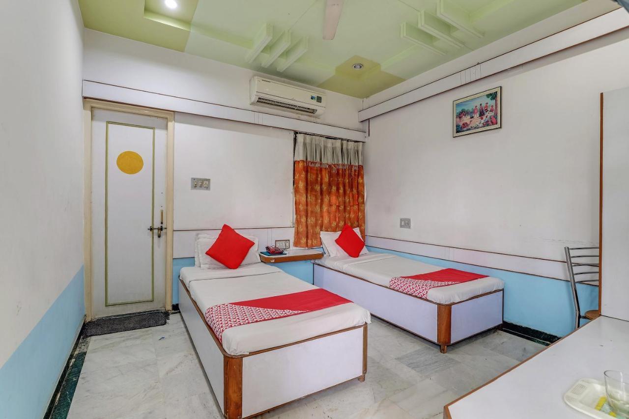 Flagship 79318 Hotel Bansal Vadodara Exterior foto